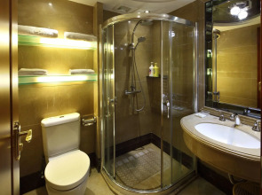 South & North International Apartment