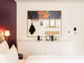 Hotel Schani Salon