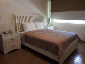 Ocean Pearl Inn