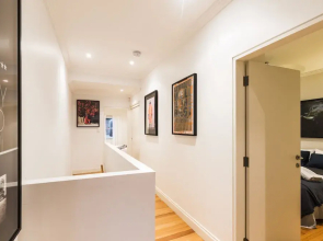 Stylish 3 Bedroom Pool House in Surry Hills
