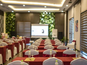 Muong Thanh Luxury Saigon Hotel