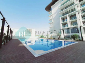 Bloomfields Classic STU in Oasis Masdar