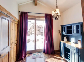 Bear Trail Luxury 5 Bedroom Townhouse