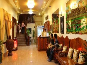 Lux Guesthouse