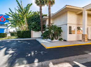 Motel 6 Anaheim, CA