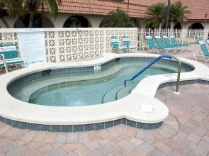 Siesta Bay RV Resort