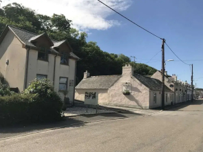 Tigh Na Mara Hotel