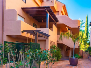 OleHolidays Jardines de Marbella Club