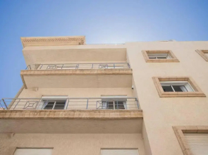 Modern European Apartment 1 min. walk to Beach