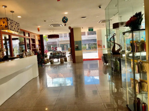 Santa Grand Hotel East Coast, a NuVe Group Collection