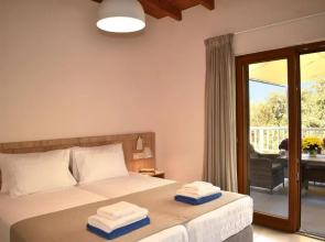 Platanus House