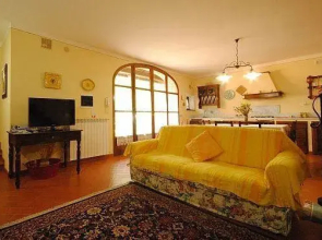 Casa Maria Laura