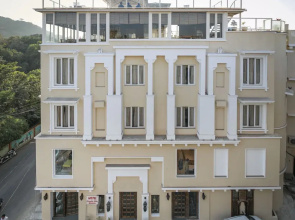 OYO 9366 Hotel Shambhu Villas