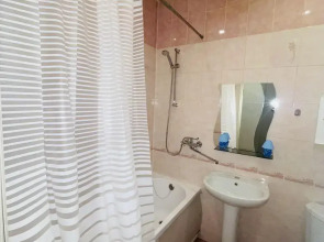 Апартаменты на Микрорайоне 1 Мая 4к1