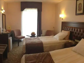 Rest Hotel