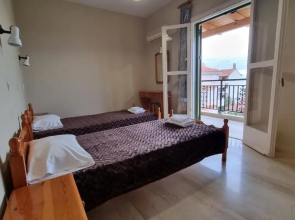 Marinos Studios - 1st floor apartment