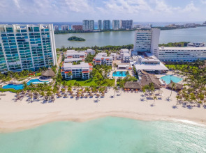 Beachscape Kin ha Villas & Suites