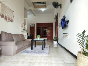 Surabaya Homey near ITS