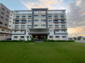 The Sky Imperial  Hotel Gopal Darshan