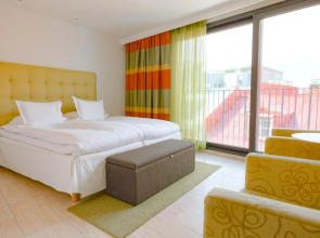 Avalon Hotel