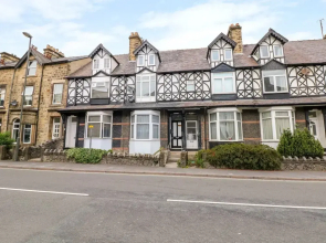 Dale Mews Luxury Apartment