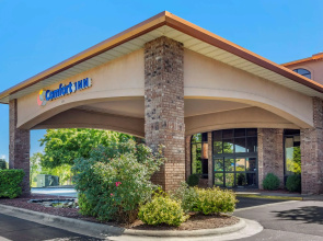 Comfort Inn at Thousand Hills