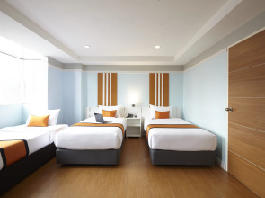 Anya Nana @ Sukhumvit