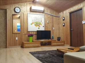 Jeju Windbell Sound Pension