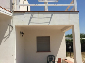 Apartment With 2 Bedrooms in Scoglitti, With Wonderful sea View and En