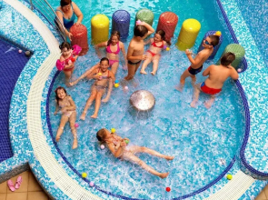 Aqua Camp Mobilhazak - Thermal Kemping Tiszakecske
