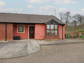 Jubilee Two Bedroom Bungalow Pet Free