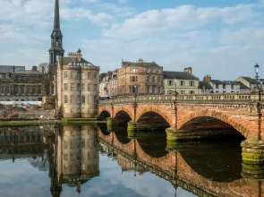 Luxury Georgian Aparthotel by Hauss Ayr - 5mins to Beach, Town Centre!