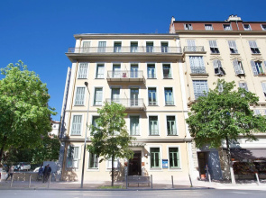 City-center Apartment