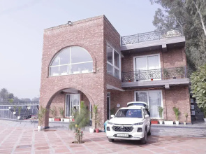Ayaansh Resort