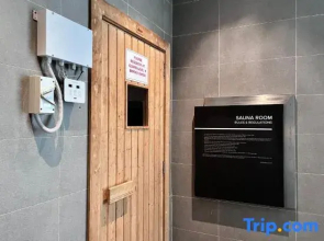 Grand Medini -- Legoland & WIFI & Studio 1B 2pax by Cowidea