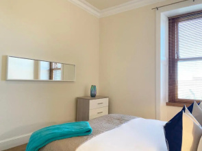 Tay View Apartment