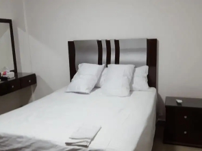 Half Moon - Sunny Dahab