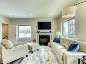 Crooked River 10 A - Entire Home!