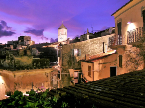 Four Family House - Tree Rooms apt. 5/7 ps.; 250-300 to the sea (sandy beach)-SERENA D