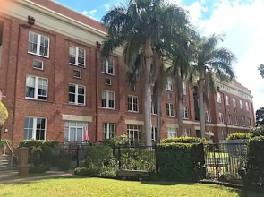 Spacious 1 Bedroom Apartment in Teneriffe, Brisbane