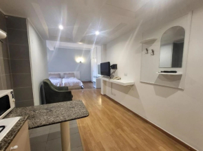 Elegant Suites, Beirut