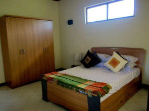 Lake Garden Villa - Kelaniya