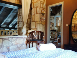 Ariadne Eco Retreat