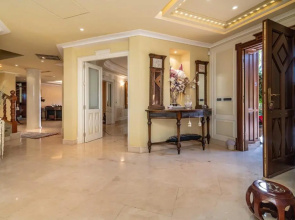 Villa Olivar - 5 BDR Dream Pool/Jacuzzi/Golf/BBQ
