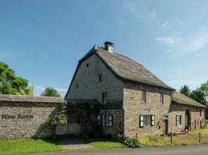 Spacious Holiday Home With Large Garden