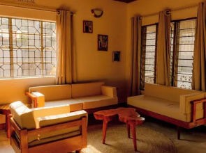 Arushabackpackers home