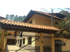 Apartamento aconchegante na serra para 8 hóspedes