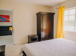 Amazing 1-bedroom Apartment 3 km From Eagle Beach