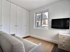 502254 - Spacious duplex apartment for 12 people near Les Halles