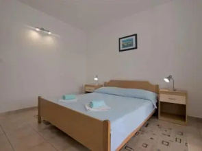 Apartments Jakov